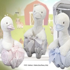 11012 PACK REGALO MANTA Y MUÑECO PATO. GAMBERRITOS la casita de dumbo